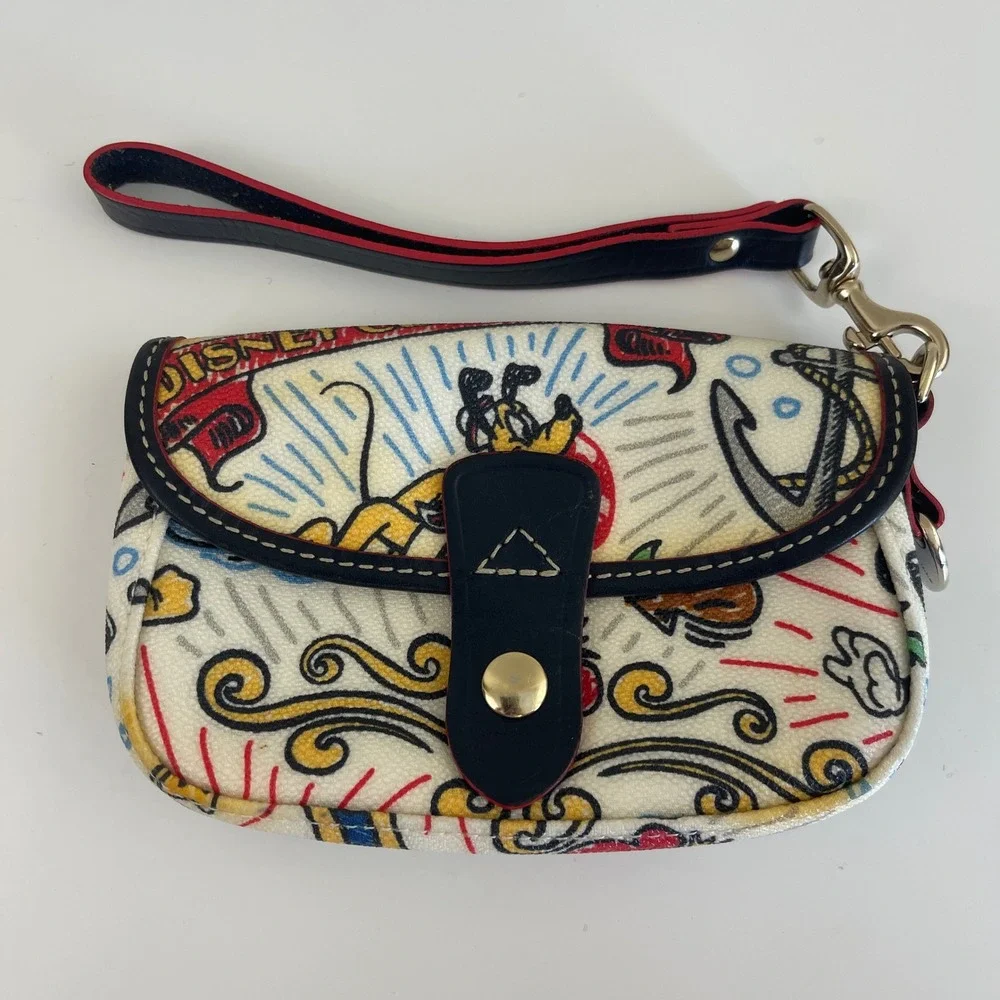Dooney & Bourke Disney Cruise Line‎ Sketch Wristlet Disneyana Mickey Retired